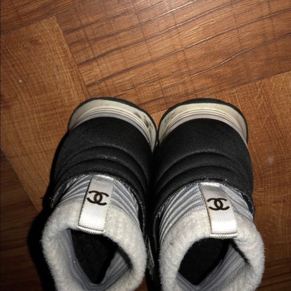 Chanel Sneakers - Picture 5 of 5